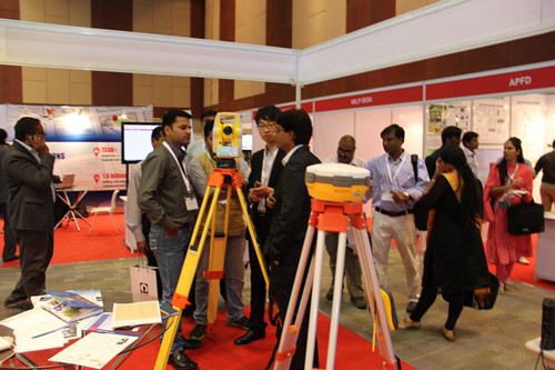 2016071111205404 - Hi-Target at India Geospatial Forum 2014