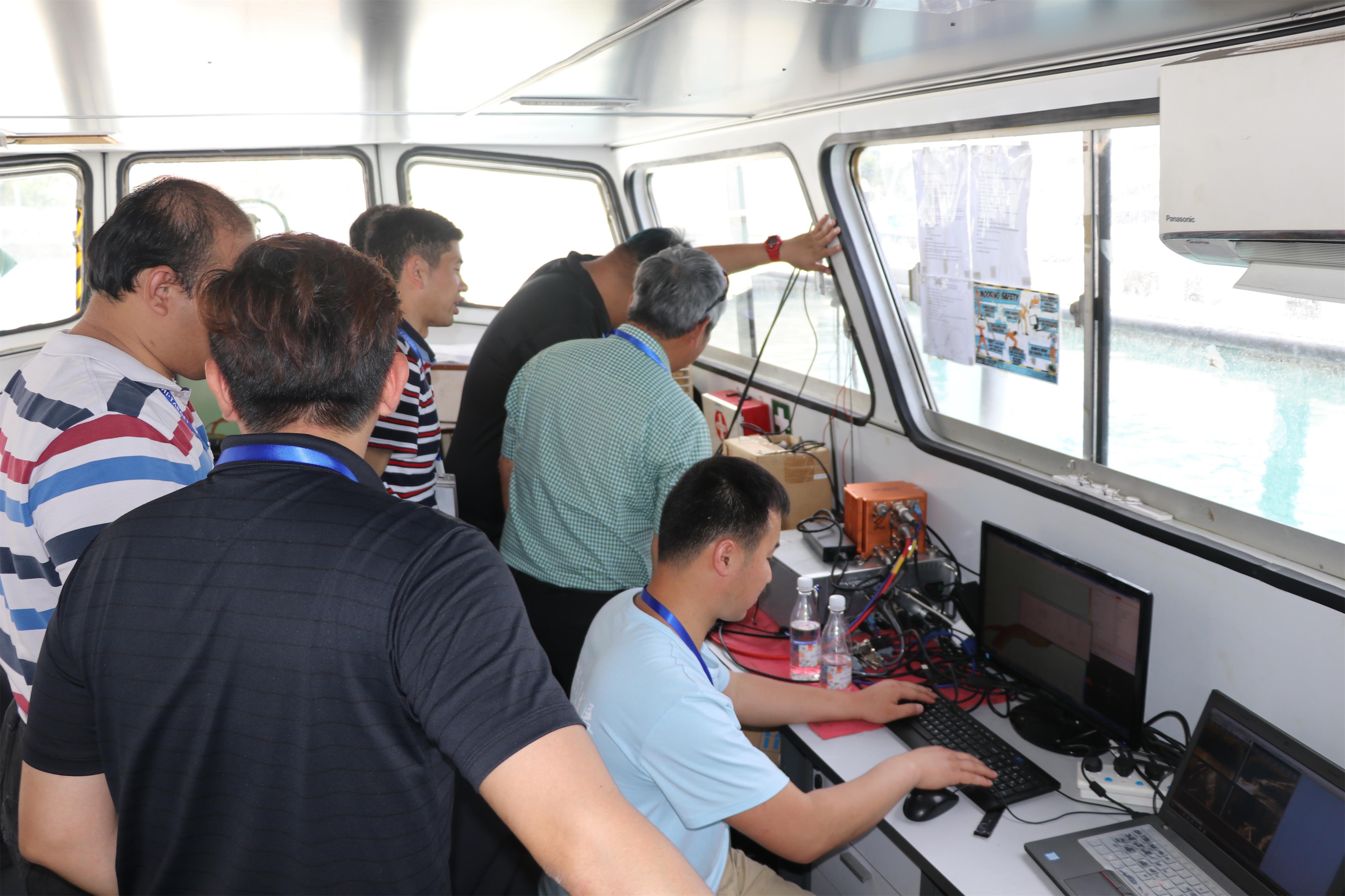 20180418111227912 - Ship to Singapore!  -Hi-Target hydrographic surveying solutions seminar was launched in Singapore