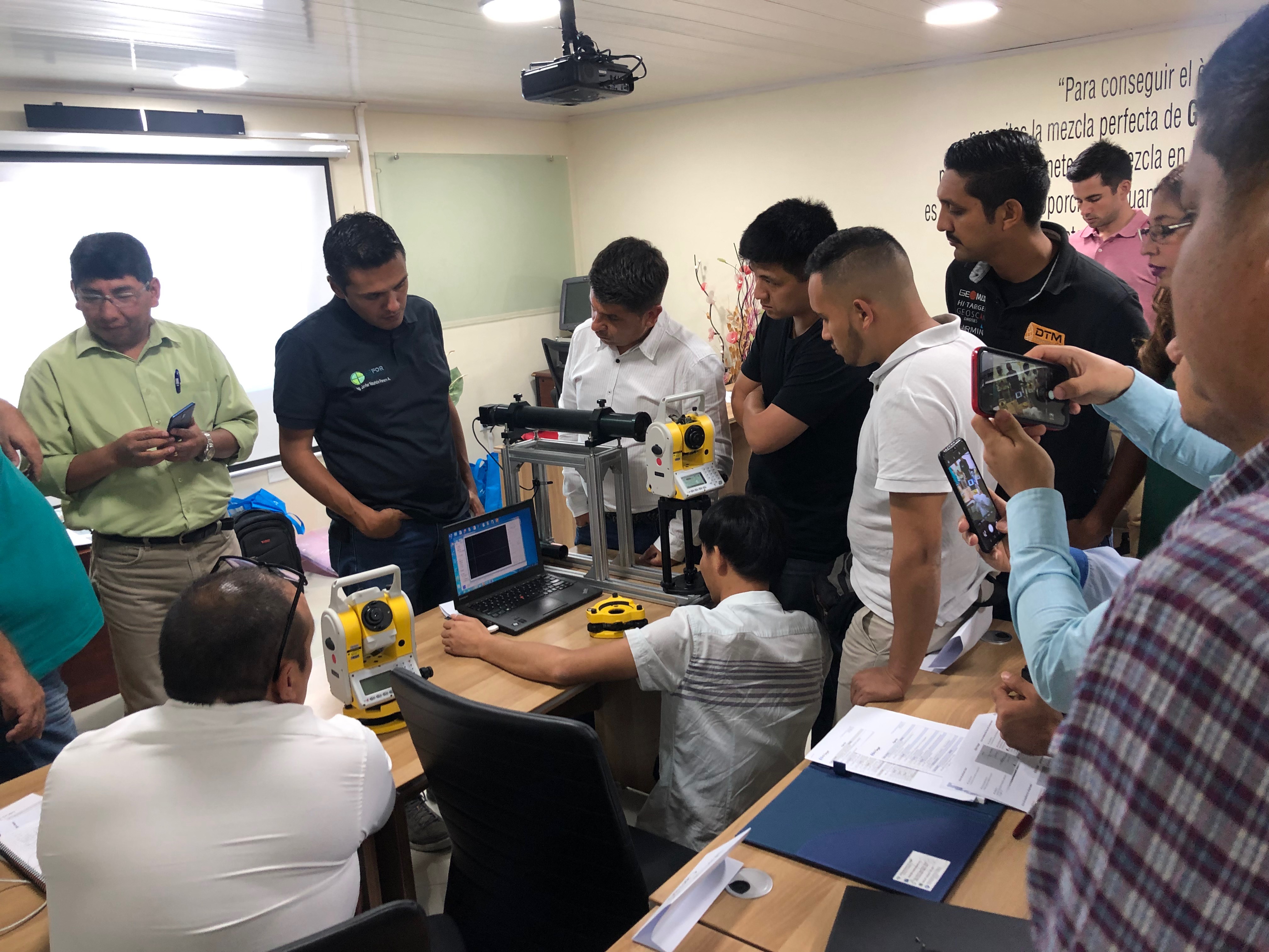 20191104041818779 - Hi-Target Maintenance Training Successfully Held in Panama
